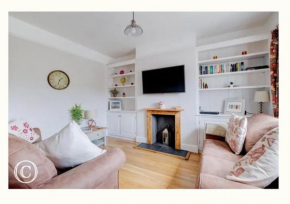 Charming 3-Bed Cottage in Swanage